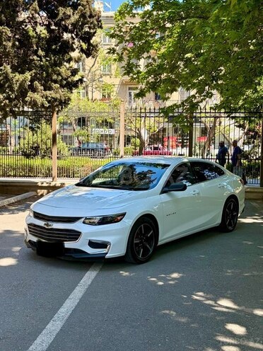 Chevrolet Malibu-13