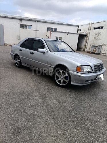 Mercedes C 240-2