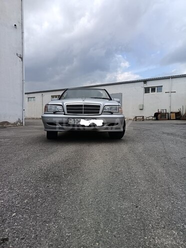 Mercedes C 240-1