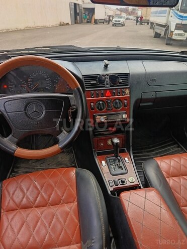 Mercedes C 240-3