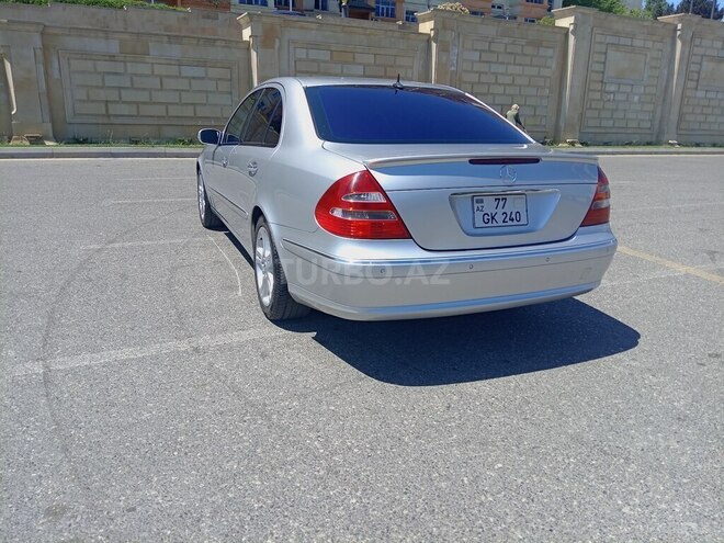Mercedes E 240-14