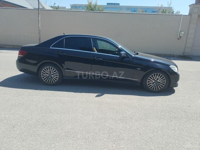 Mercedes E 220-4