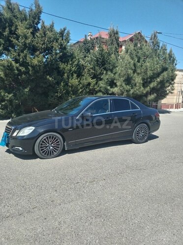 Mercedes E 220-5