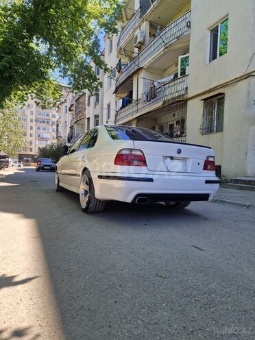 BMW 525-13