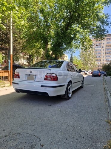 BMW 525-11