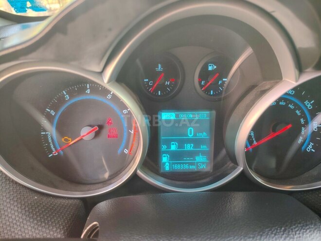 Chevrolet Cruze-3