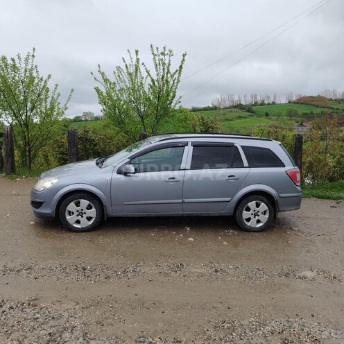 Opel Astra-7