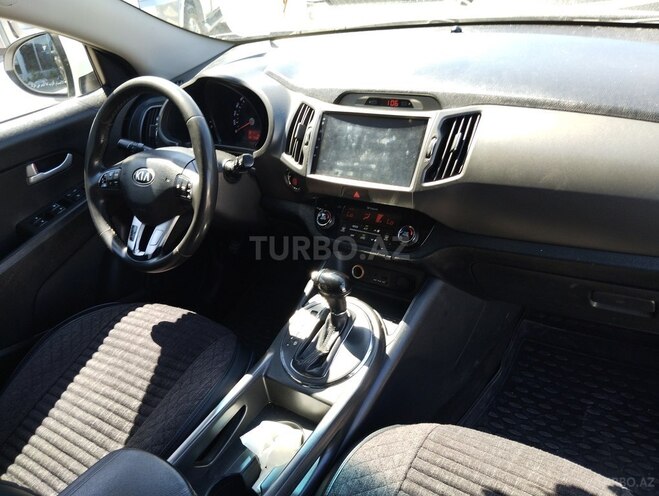 Kia Sportage-12