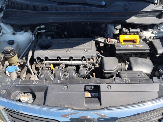 Kia Sportage-21