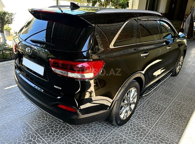 Kia Sorento-8