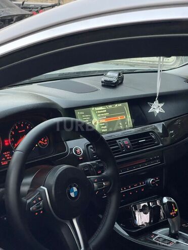 BMW 528-7