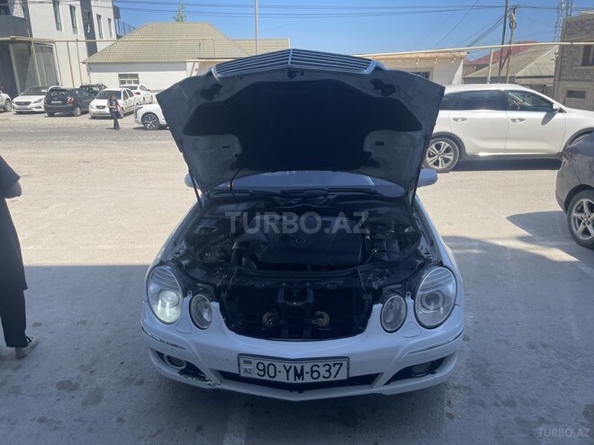 Mercedes E 220-16