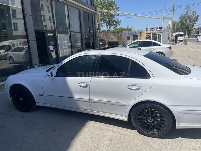 Mercedes E 220-4