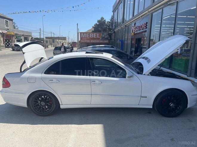 Mercedes E 220-18