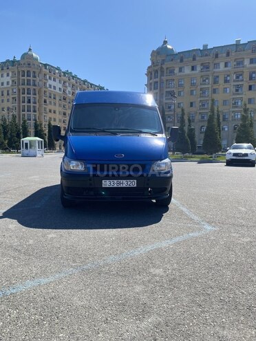 Ford Transit-1