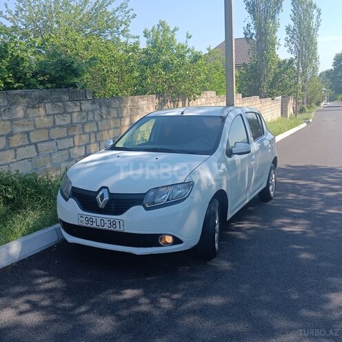 Renault Sandero-6