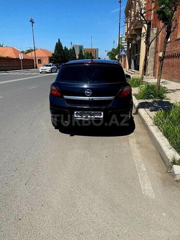 Opel Astra-2