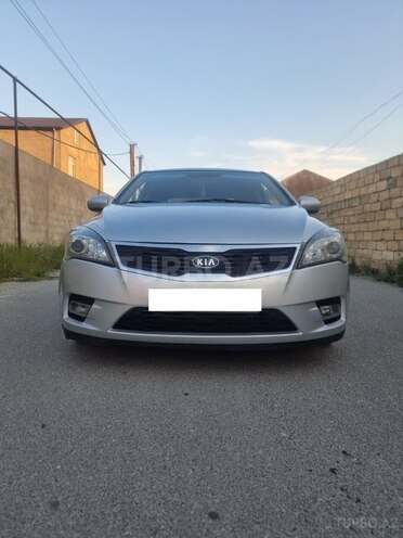 Kia Ceed-2