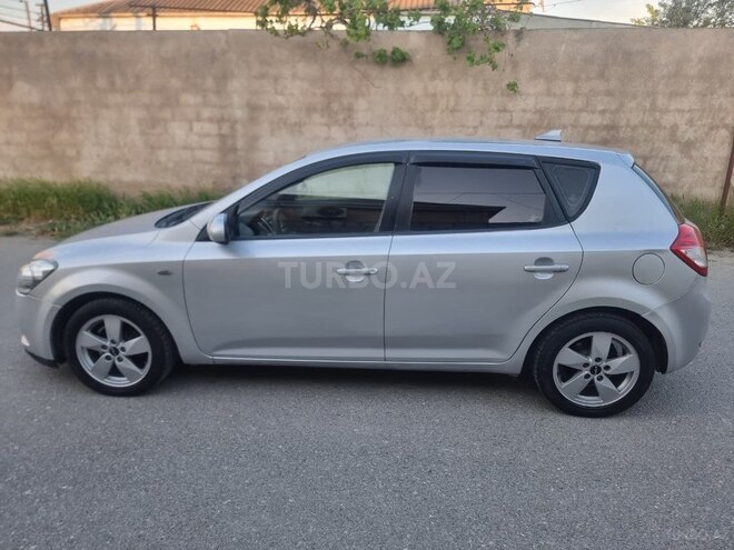Kia Ceed-8