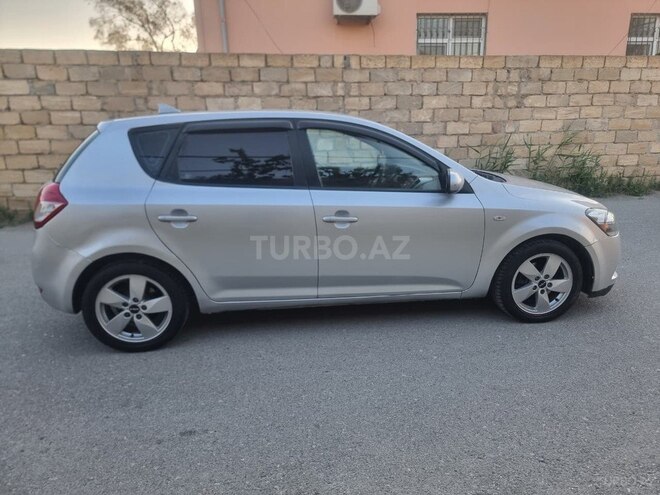 Kia Ceed-9