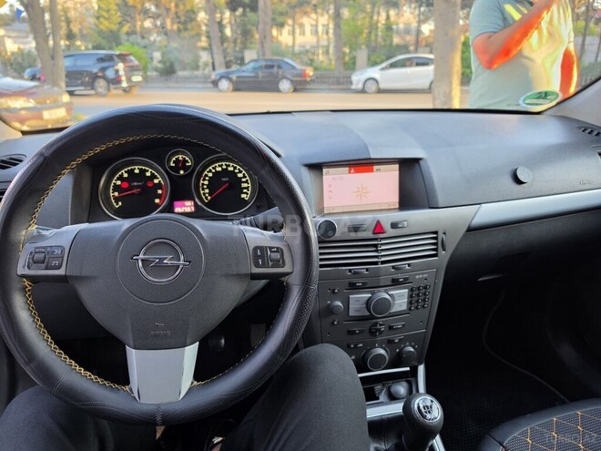 Opel Astra-13