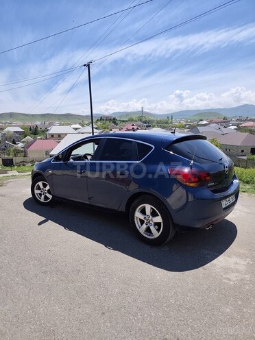 Opel Astra-3