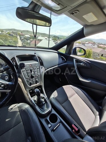 Opel Astra-9
