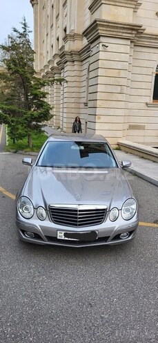 Mercedes E 200-4
