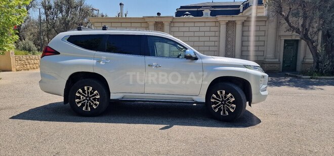 Mitsubishi Pajero Sport-6