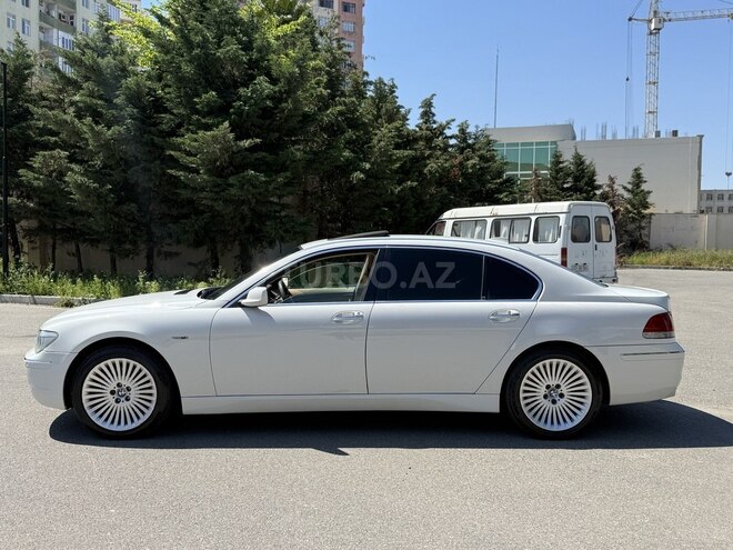 BMW 740-6