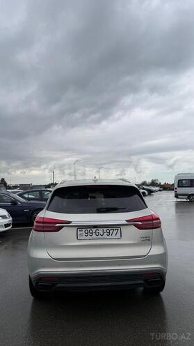 Hongqi HS5-4