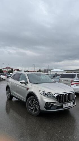 Hongqi HS5-3