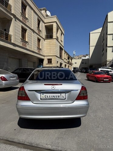 Mercedes E 220-4