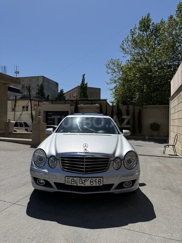 Mercedes E 220-2