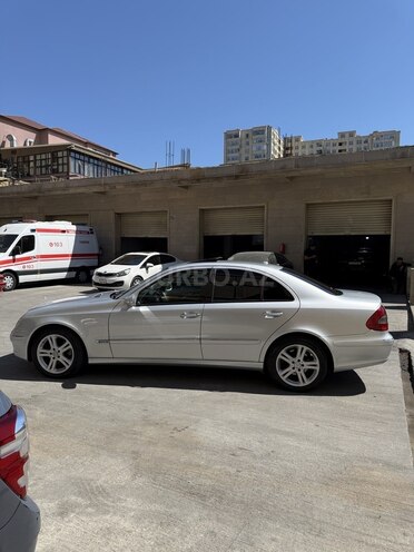 Mercedes E 220-8