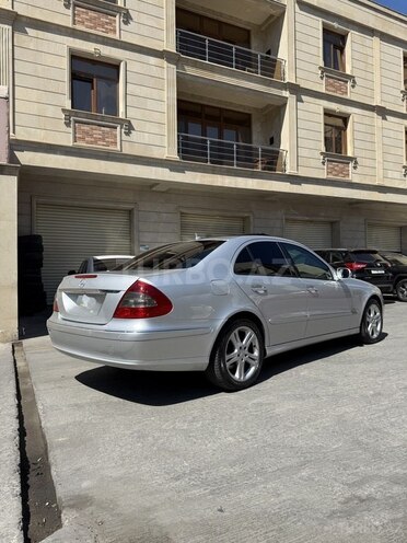 Mercedes E 220-5