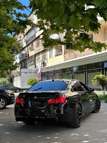 BMW 528-2