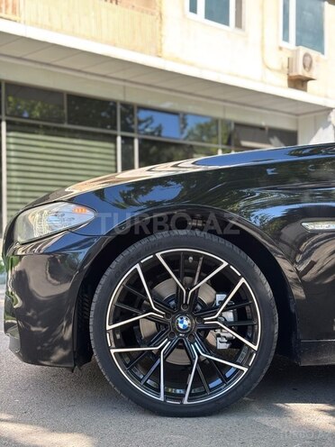 BMW 528-21