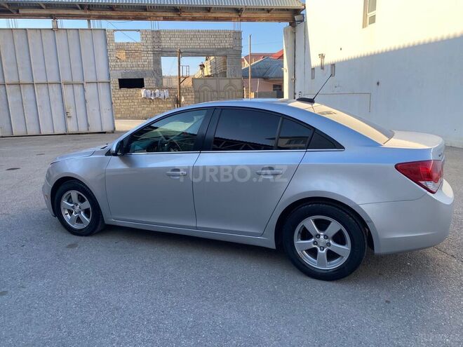 Chevrolet Cruze-6
