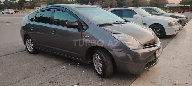 Toyota Prius-3