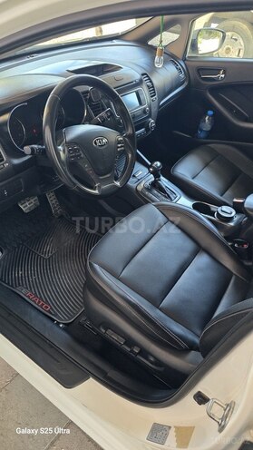 Kia Cerato-12