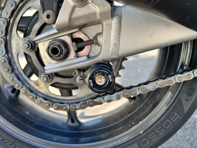 Triumph Speed Twin-12