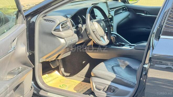 Toyota Camry-6