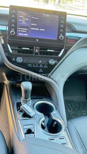 Toyota Camry-3