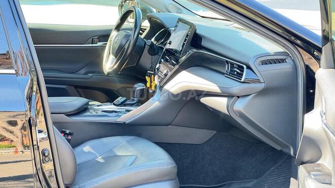 Toyota Camry-9