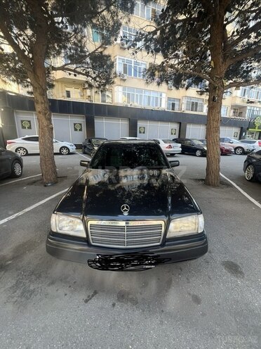 Mercedes C 200-1