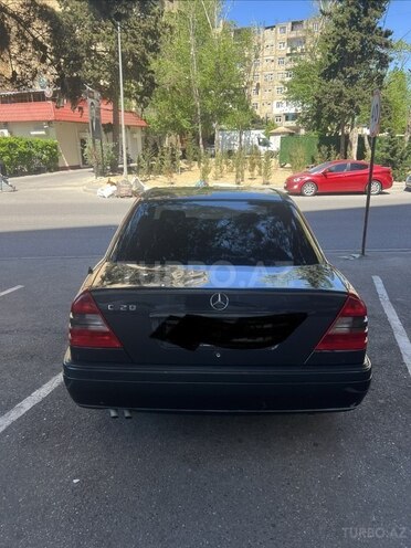 Mercedes C 200-2