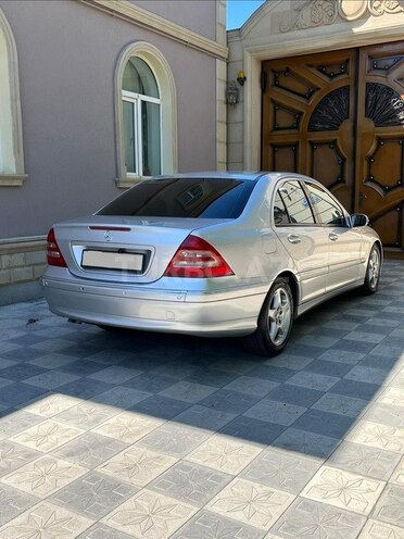 Mercedes C 200-3
