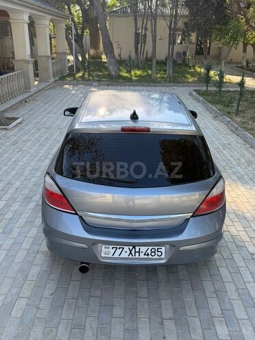 Opel Astra-2