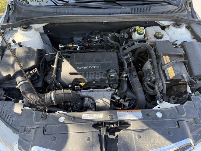 Chevrolet Cruze-10